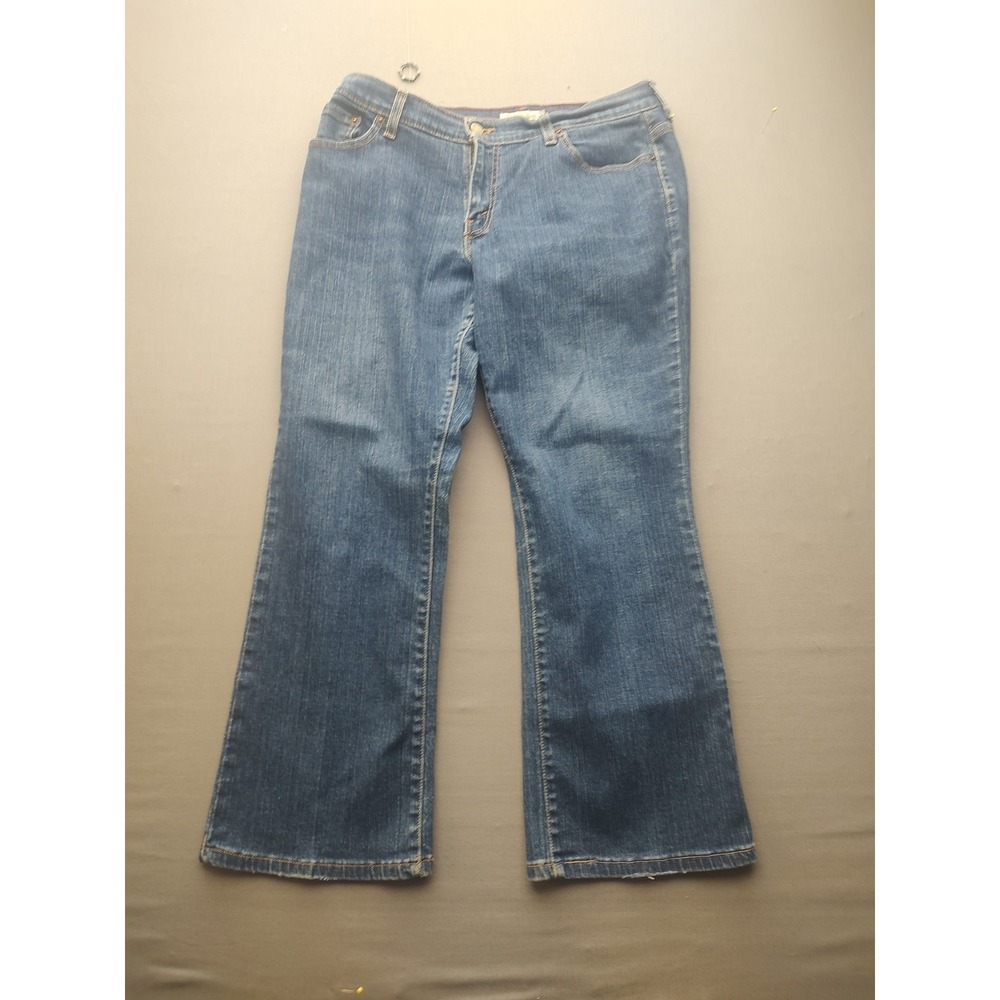 Levi Strauss Women's Relax Fit Boot Cut Jeans 12p